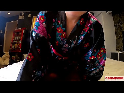❤️ Jong cosplay-meisie hou van seks tot orgasme met 'n spuit in 'n perdevrou en 'n blowjob. Asiatiese meisie met harige poes en pragtige tiete in tradisionele Japannese kostuum in amateurvideo wat masturbasie met fokspeelgoed wys. Sakura 3 OSAKAPORN. ☑ Seksvideo by ons af.tubsexercom.ru ❌